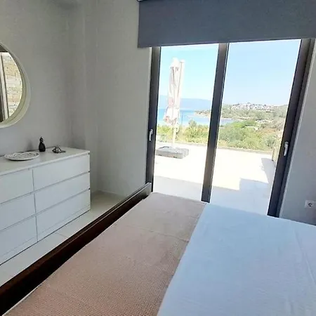 Apartman υπόσκαφα Cave Concept *