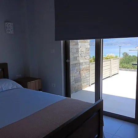 υπόσκαφα Cave Concept Apartman Amulianí