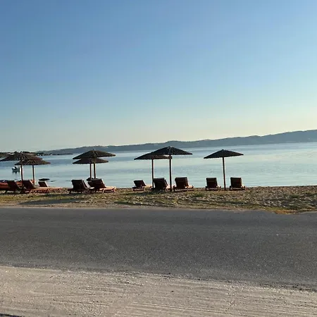 υπόσκαφα Cave Concept Apartman Amulianí